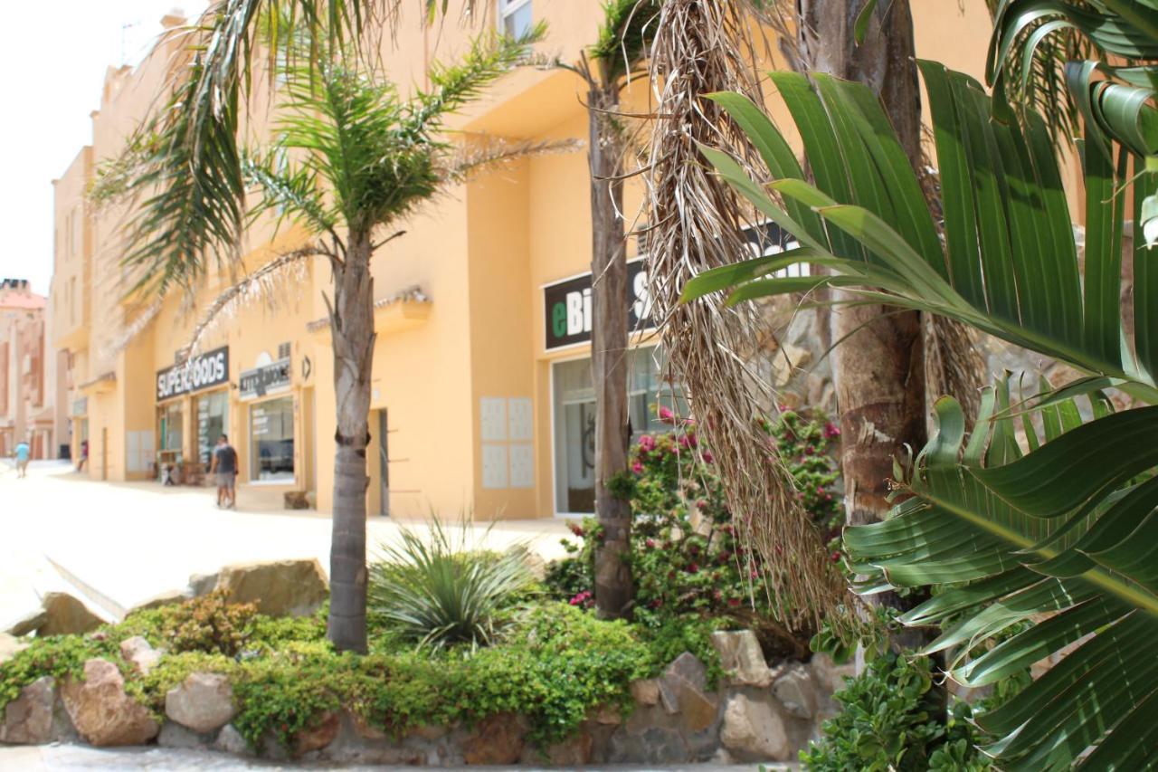 Los Lances Tarifa - Piscina Y Patio Exterior photo