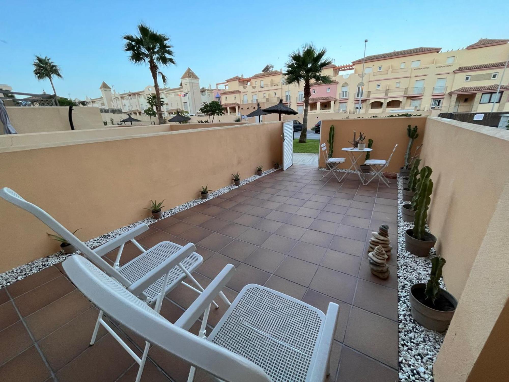 Los Lances Tarifa - Piscina Y Patio Exterior photo